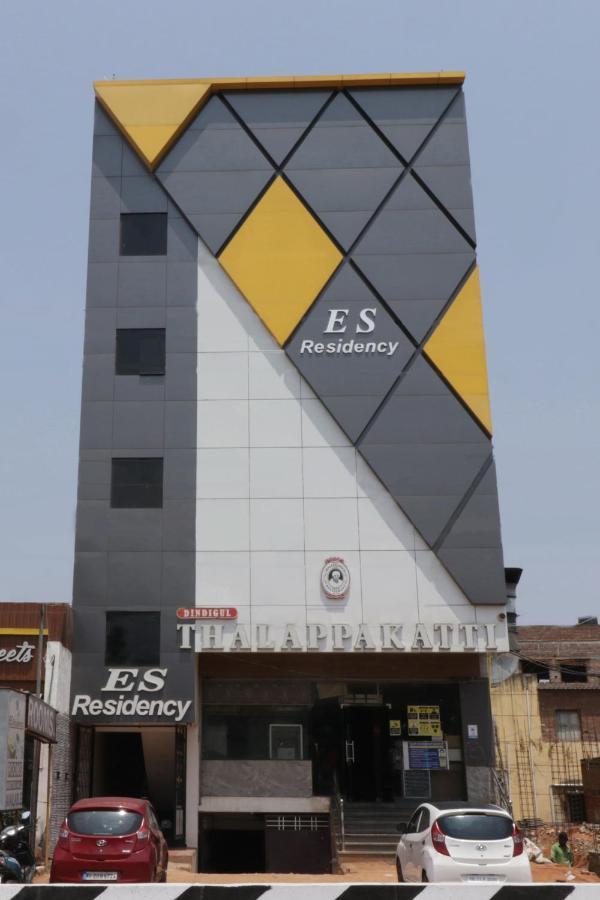 E S Residency Hotel Theni Esterno foto
